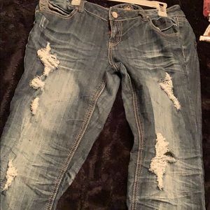 Ripped skinny Jeans.